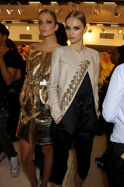 Look 23